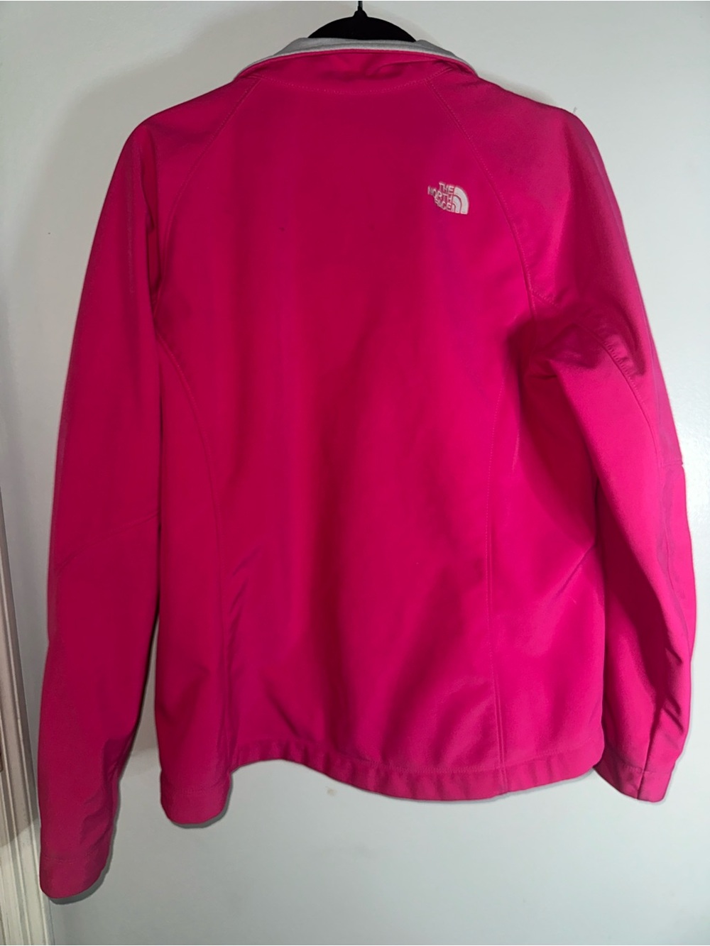 The North Face Women's XL Hot Pink Softshell Utility Jacket - Picture 4 of 16